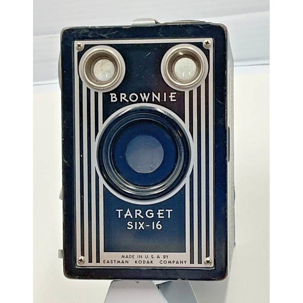 Kodak Brownie Target Six-16 Box Camera Black Vintage USA‎